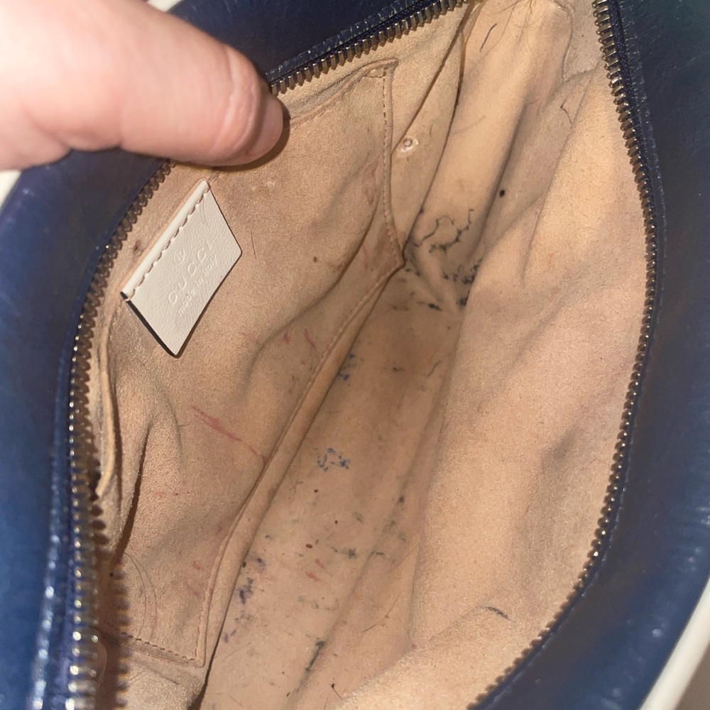 Navy Leather Gucci Crossbody - Picture 3 of 9